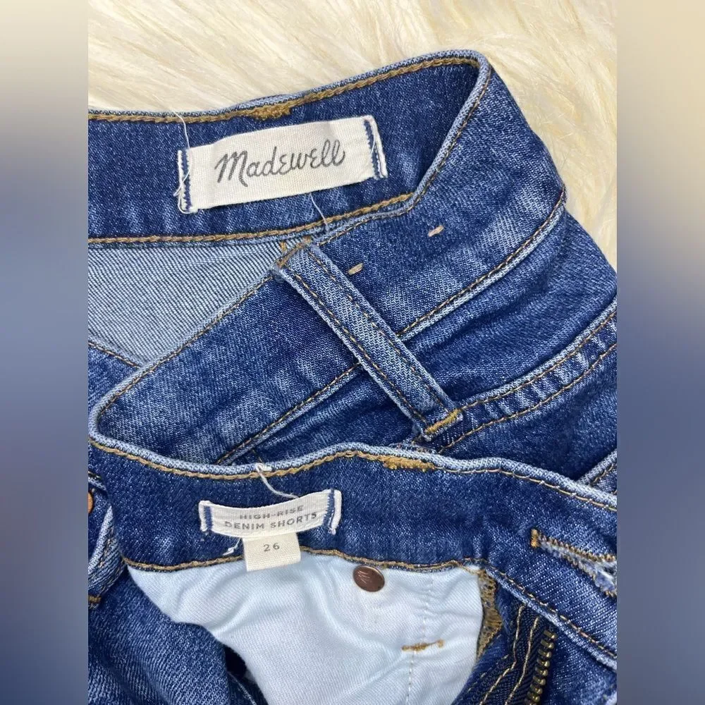 Madewell denim hi rise raw hem shorts sz 26
